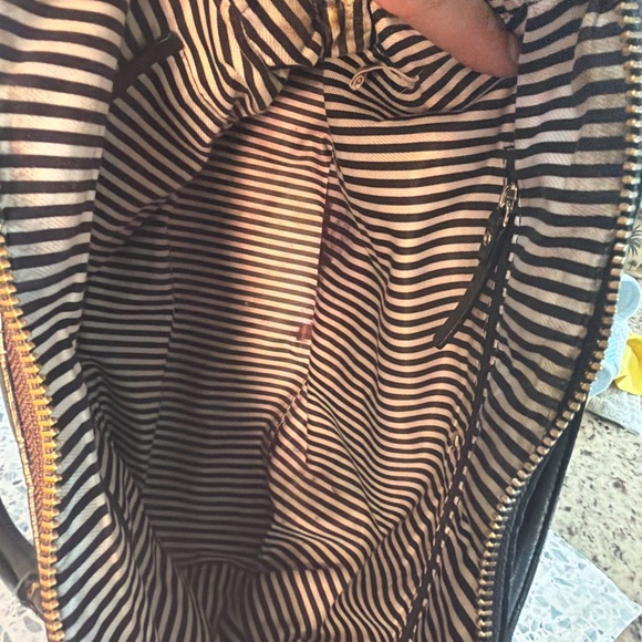 Kate Spade Black Pebbled Leather Satchel Crossbody Bag Gold Hardware - Picture 9 of 9